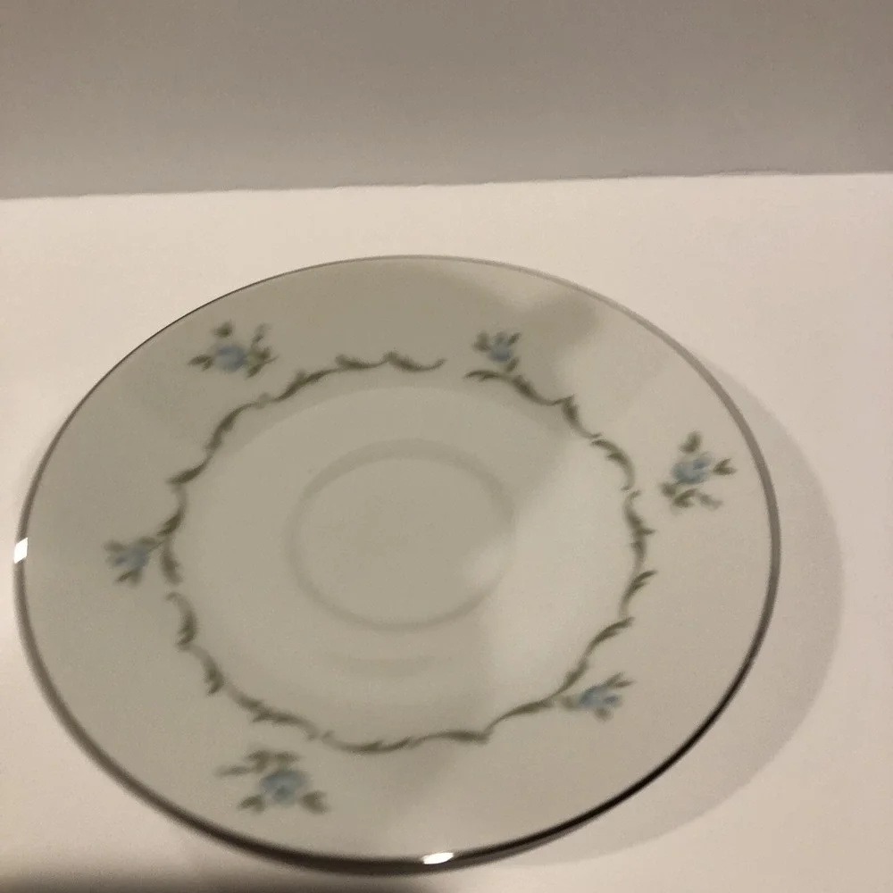 WYNDHAM Fine China Tea Cup &‎ Saucer Abby #640 Blue Flowers Platinum Trim